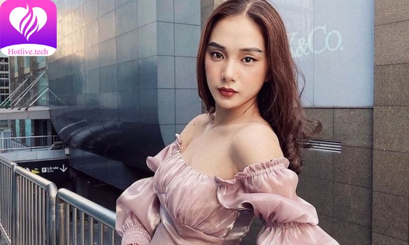 Hoa hậu Nguyễn Thị Bích Thùy có tài lẻ là ca hát